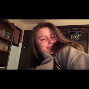 Meet your Posher, Jillian